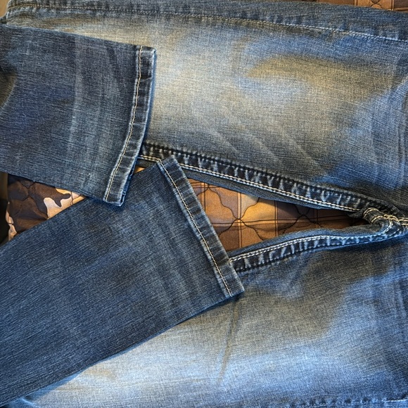 Miss Me Jeans- Standard Straight Leg - Picture 7 of 9